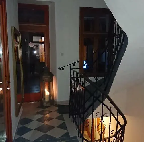Kisfaludy Sándor Apartman